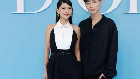 Michi y Yoshiaki, influencers japoneses, en el desfile de Dior primavera-verano 2025, en la Semana de la Moda de París 2024.