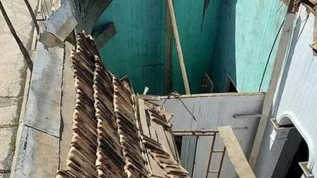 Techo de una casa tras los terremotos en Cuba