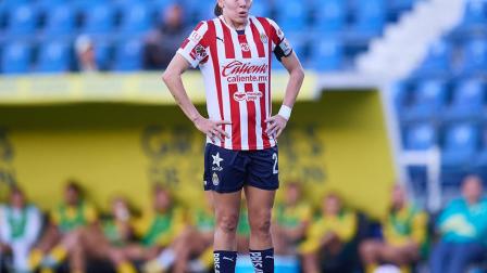 Alicia Cervantes protagonizó autogol de Chivas que concedió el 2-0 frente al América.