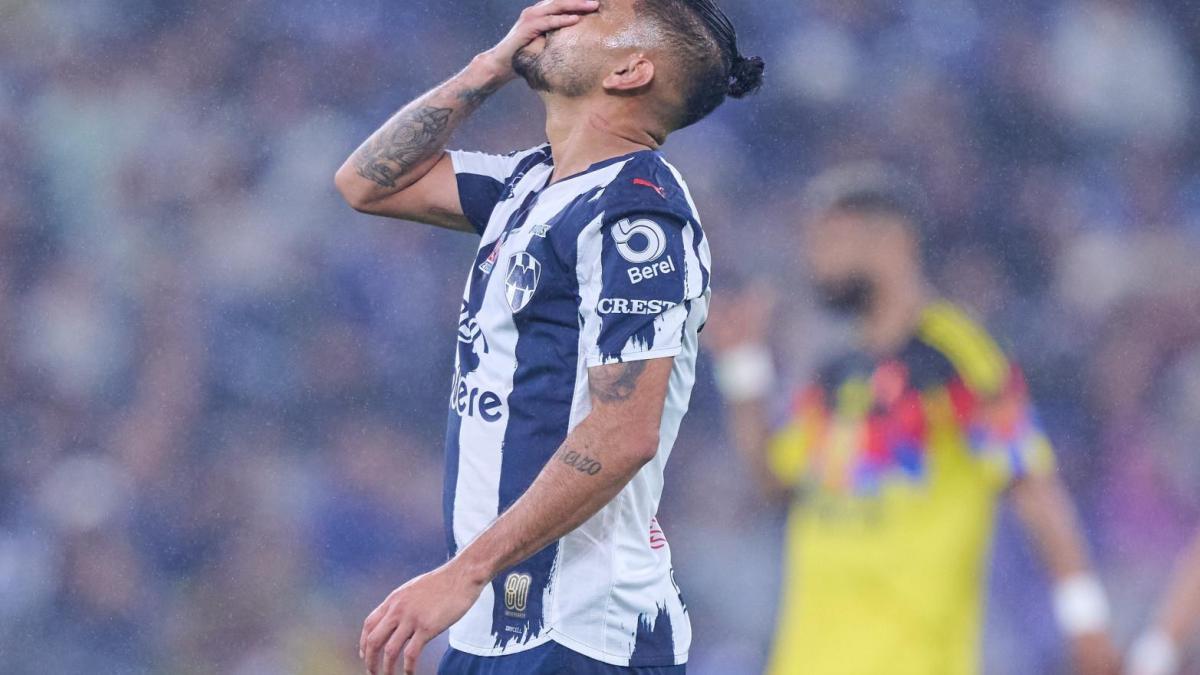 'Tecatito' jam&aacute;s anot&oacute; m&aacute;s de un gol por torneo en Liga MX