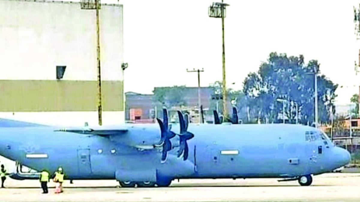 Omiti&oacute; EU informar de vuelos militares