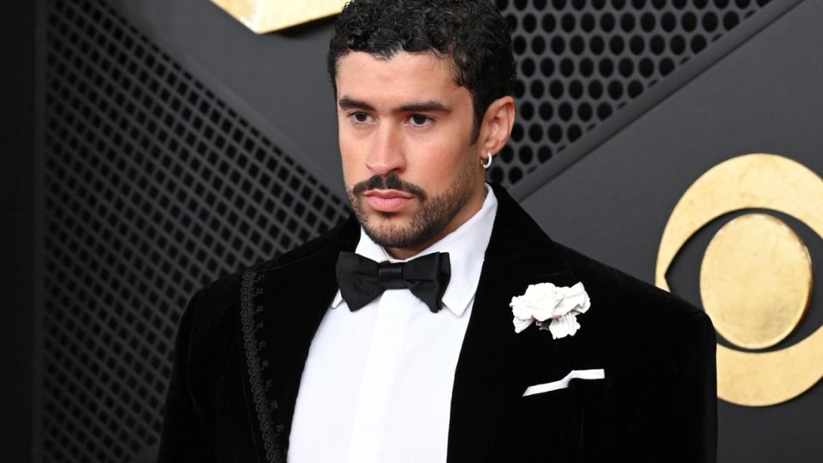 Sneezky topless and her perfume was just on