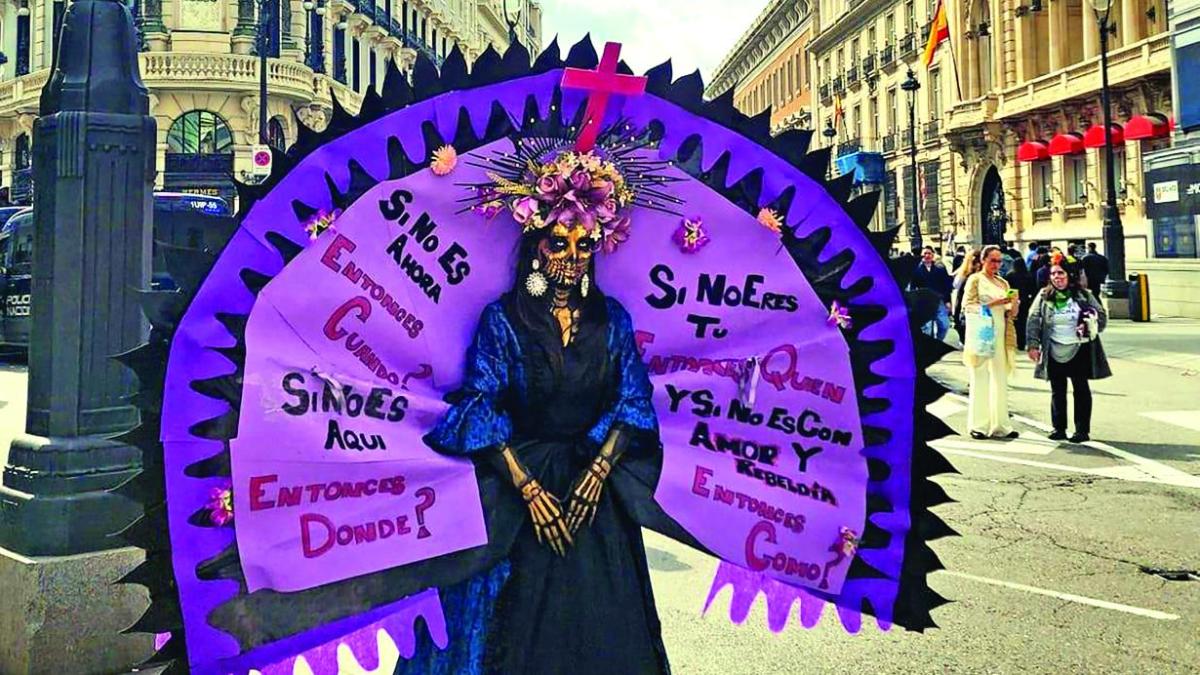 Mexicanas resignifican la catrina como s&iacute;mbolo feminista y migrante en el 8M