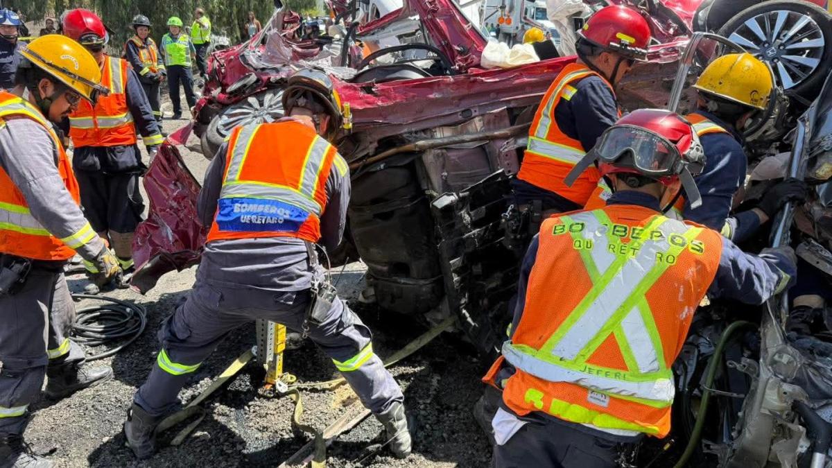 Carambola en la M&eacute;xico-Quer&eacute;taro deja dos muertos