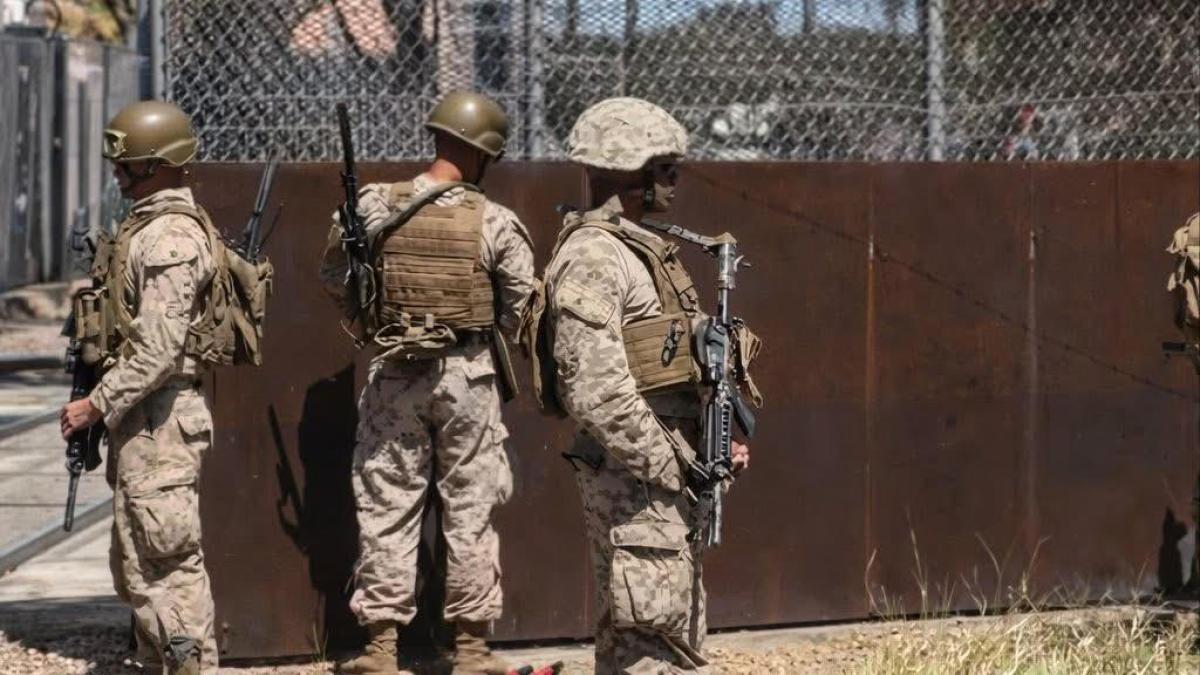 <![CDATA[Militares de EU refuerzan seguridad en garita de Nogales, Sonora]]>