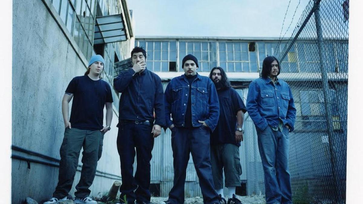 <![CDATA[Deftones en el Palacio de los Deportes: setlist, cómo llegar y lo que debes saber de su concierto]]>