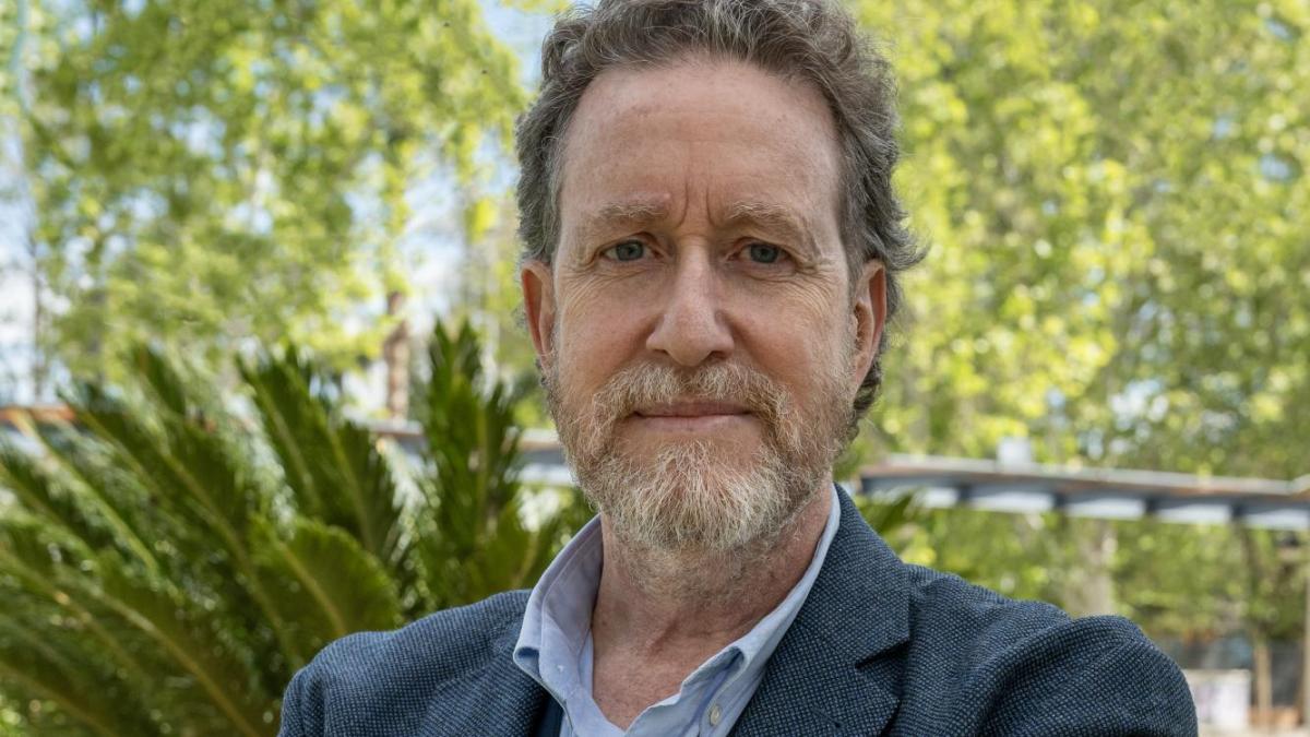 <![CDATA[Jerónimo Tristante explora crimen, espionaje y poder en su novela 1973]]>