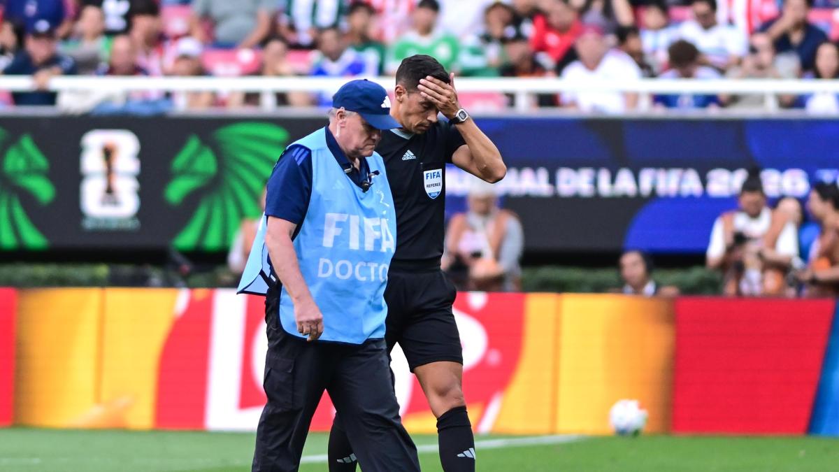 <![CDATA[El árbitro Facundo Tello sufre lesión y abandona el Congo Vs Jamaica]]>