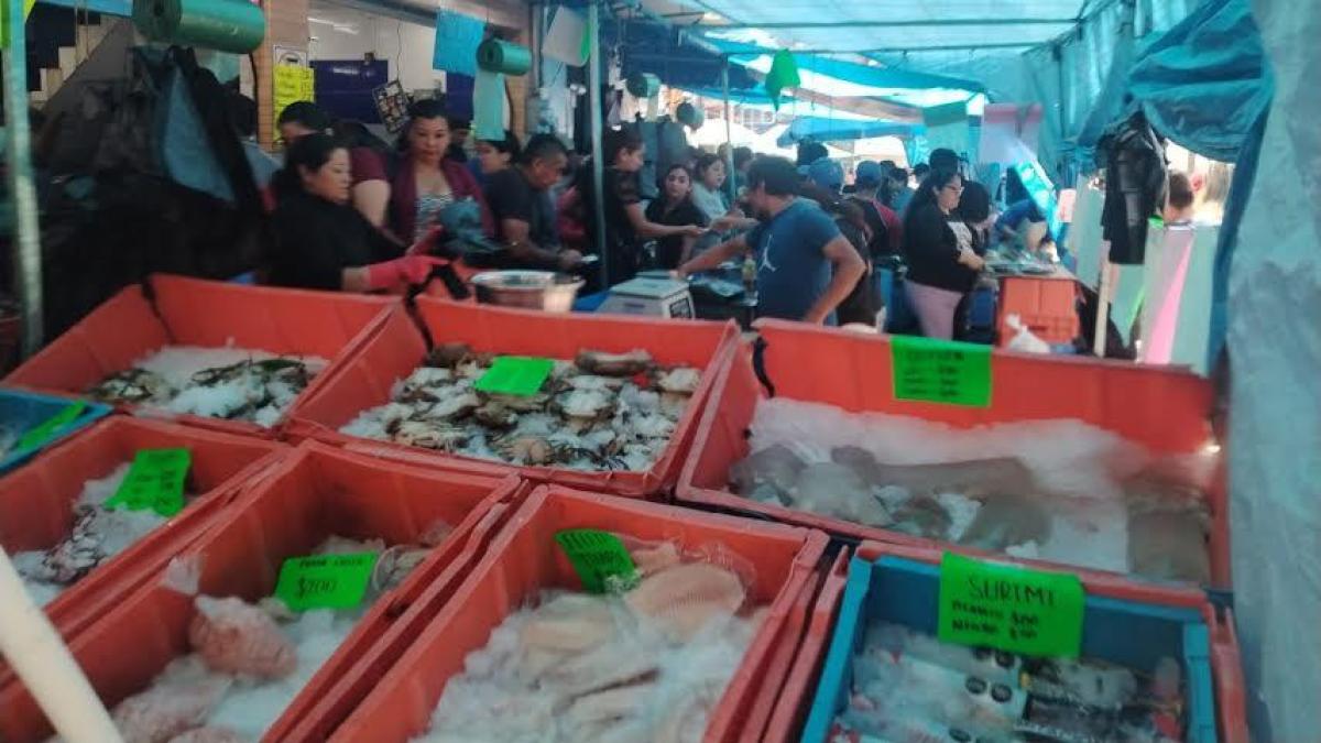 <![CDATA[Se desploma venta de mariscos en Veracruz por derrame de hidrocarburo]]>