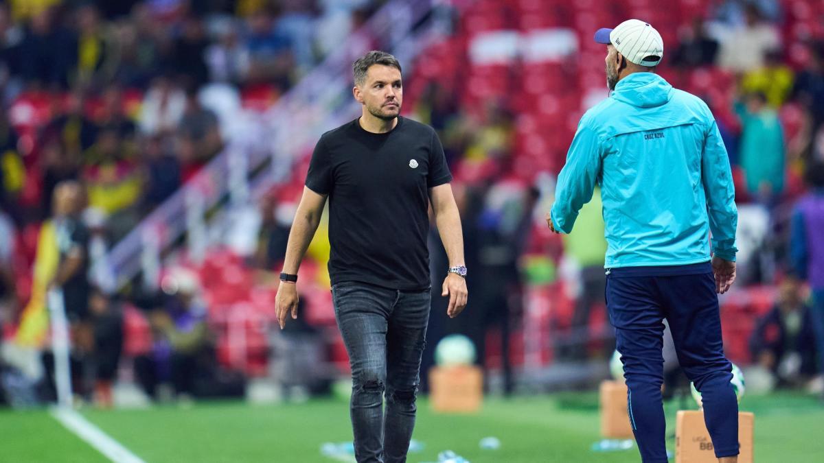 <![CDATA[Cruz Azul llega a 6 partidos sin victoria y Larcamón...]]>