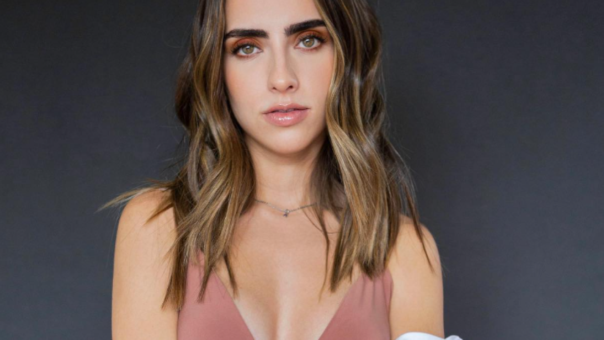 <![CDATA[Fernanda Urdapilleta anuncia el nacimiento de su bebé con tiernas fotos]]>