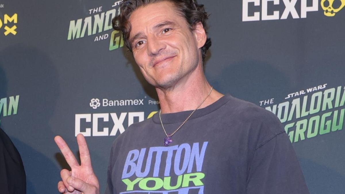 <![CDATA[Entre gritos y lágrimas: Pedro Pascal sorprende en CCXPMX 2026 junto a Jon Favreau]]>