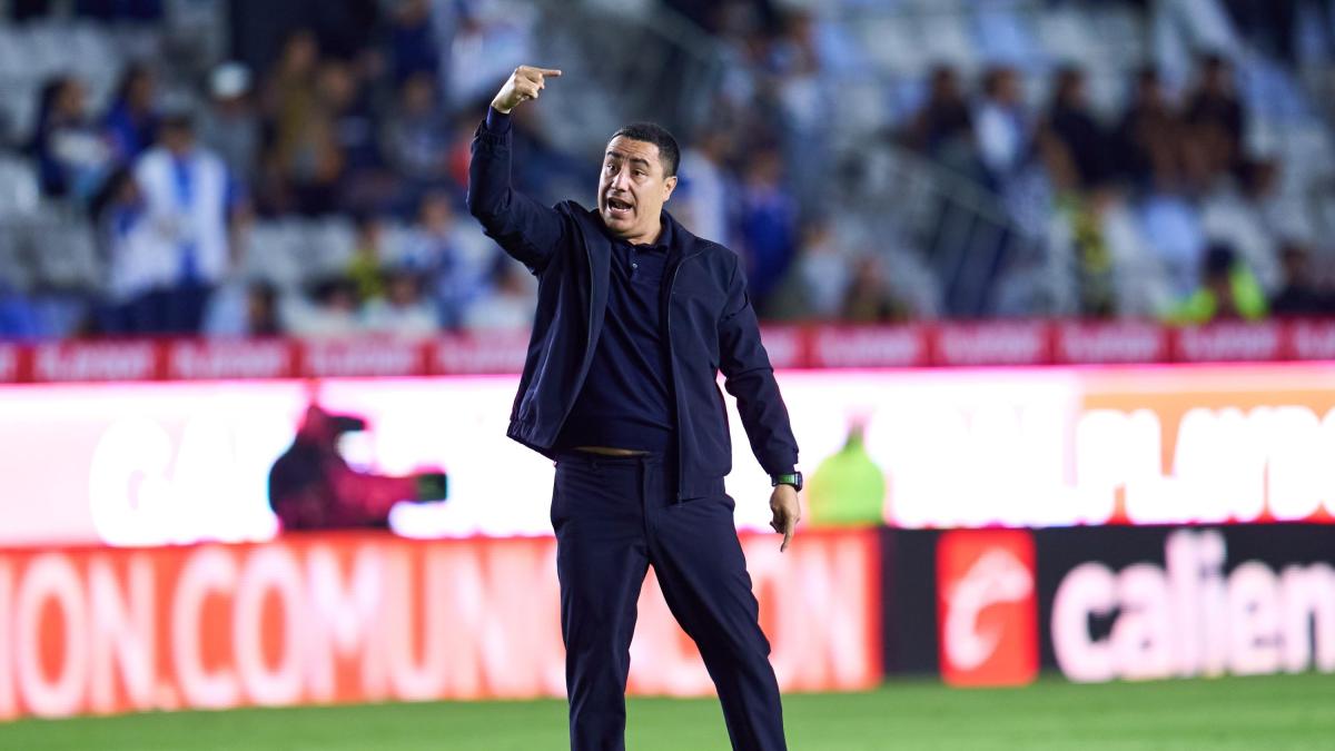 <![CDATA[Efraín Juárez jamás ha ganado en Liguilla; Pumas obligado al triunfo]]>