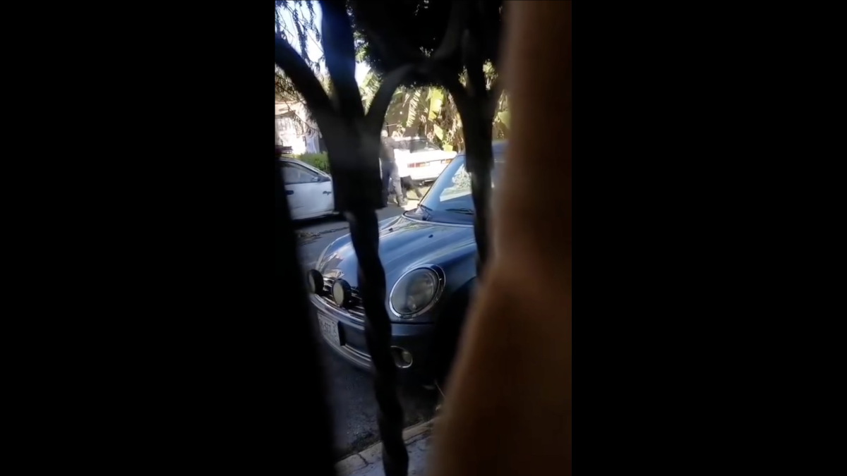 <![CDATA[Acusan a policía municipal de agredir y amenazar a su esposa en Chicoloapan]]>