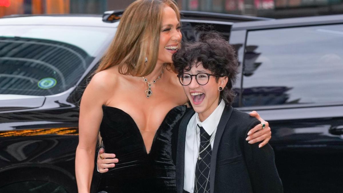 <![CDATA[¿Emme Muñiz cambió de nombre? La graduación de la hija de JLO genera dudas]]>