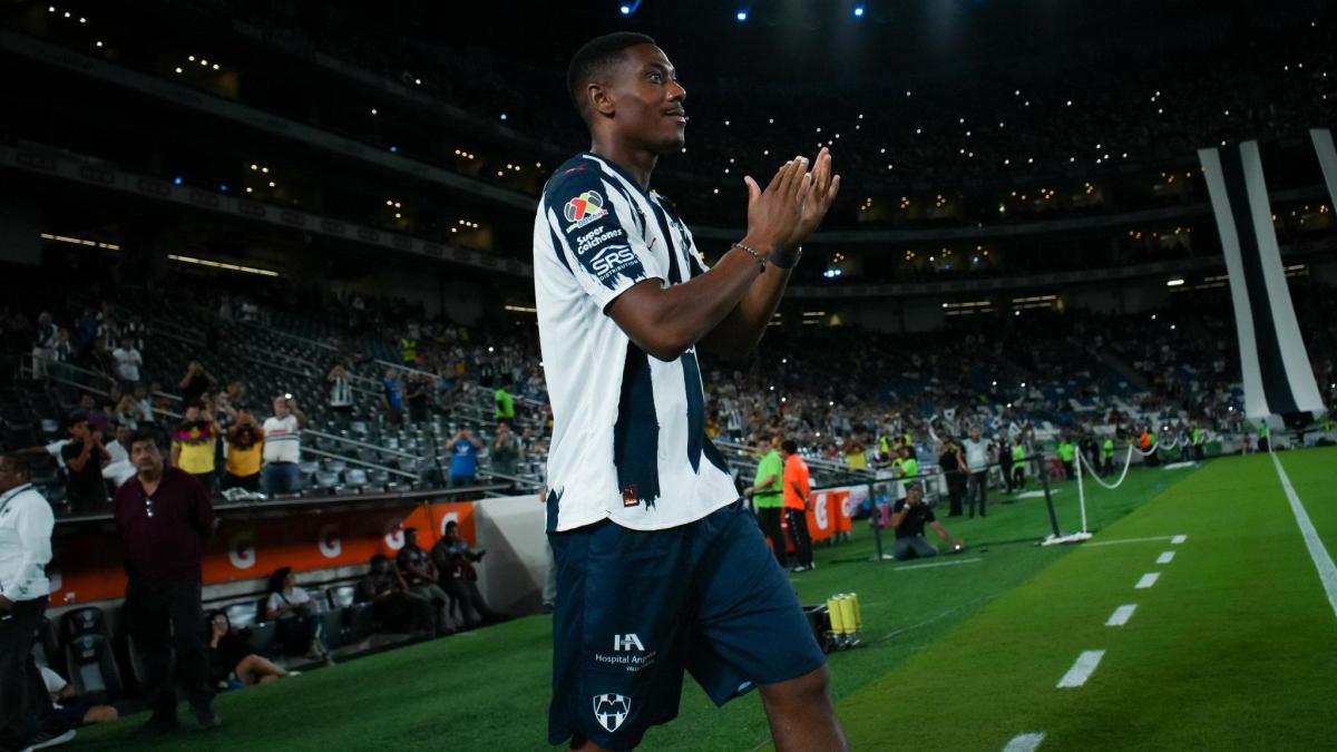 <![CDATA[Anthony Martial deja Rayados de Monterrey tras rescisión de contrato]]>