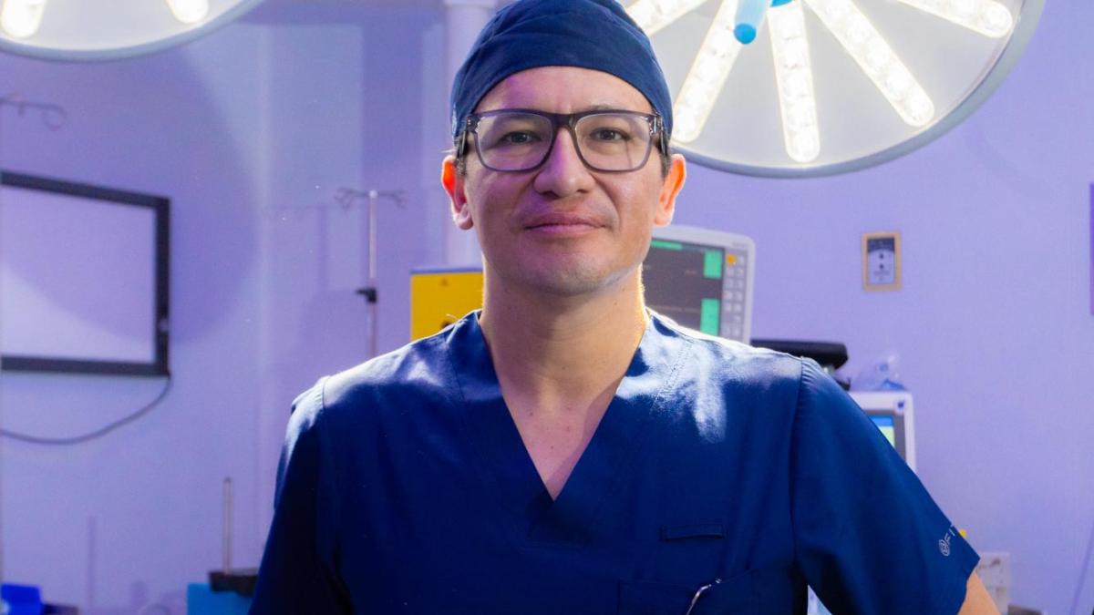 Bariatric Surgery and Medical Weight Loss: Benefits, Procedures, and Candidacy