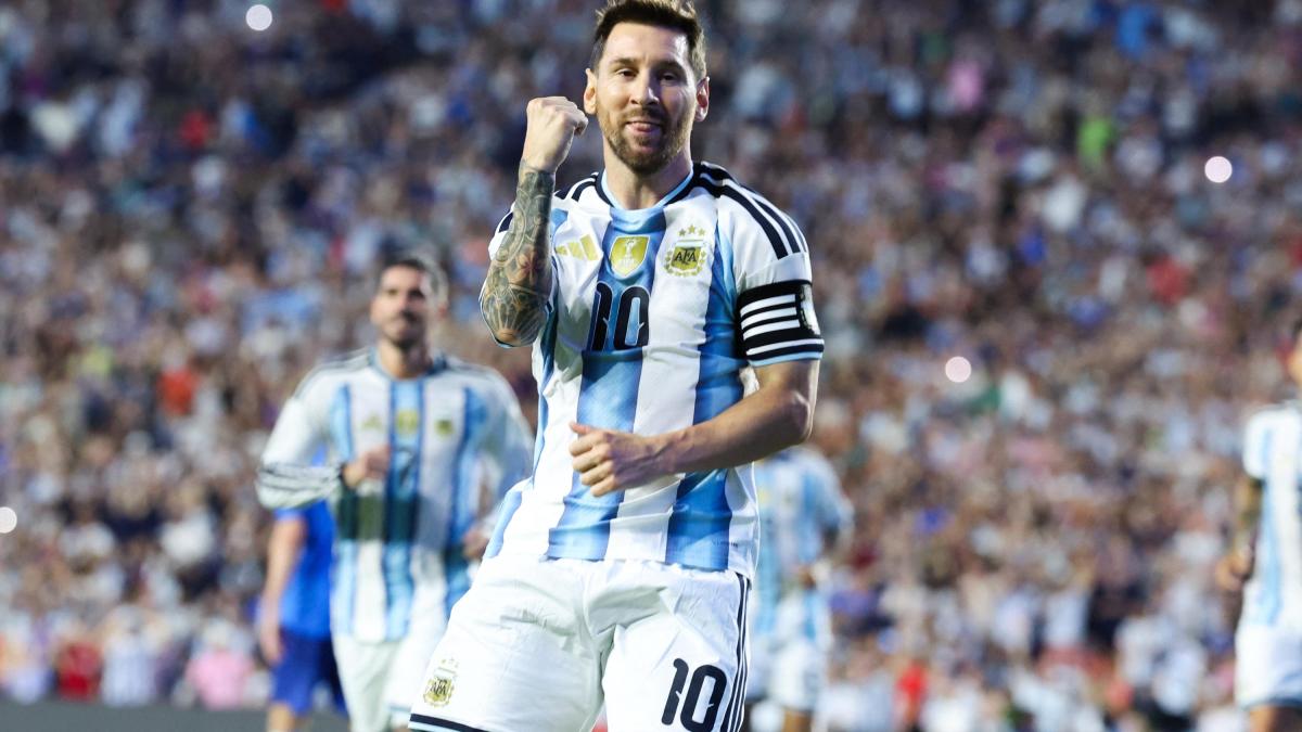 <![CDATA[Mundial 2026: Messi ilusiona y Argentina golea a Is