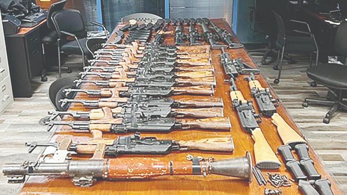 <![CDATA[FBI arrestó a 1,300 narcos en frontera co