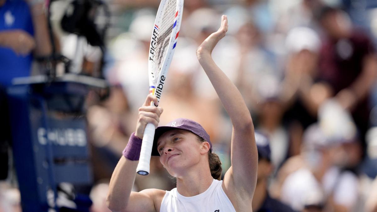 <![CDATA[Iga Swiatek sufre de más para avanzar a los Octavos de Final en US Open 2026]]>