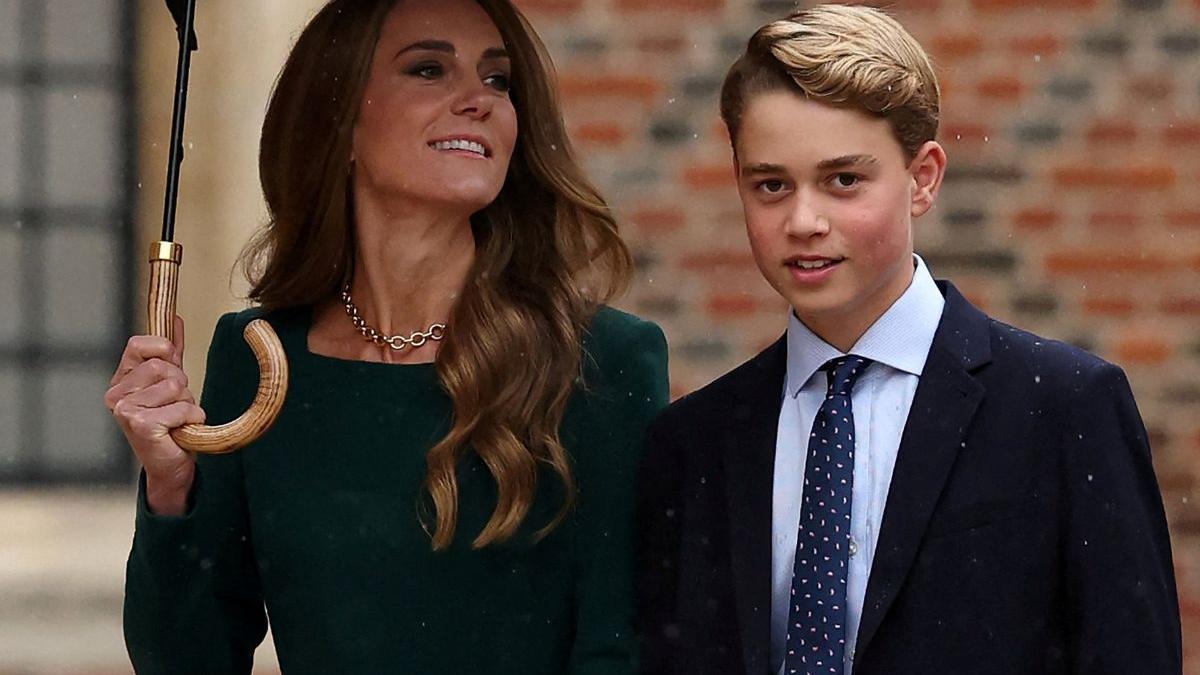 <![CDATA[Kate Middleton repite vestido para el histórico primer día de George en Eton]]>
