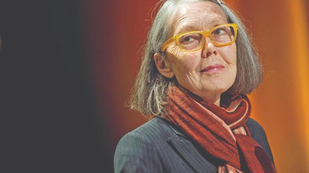 Anne Carson gana el Nobel de Literatura y piensa compartir el premio con amigos