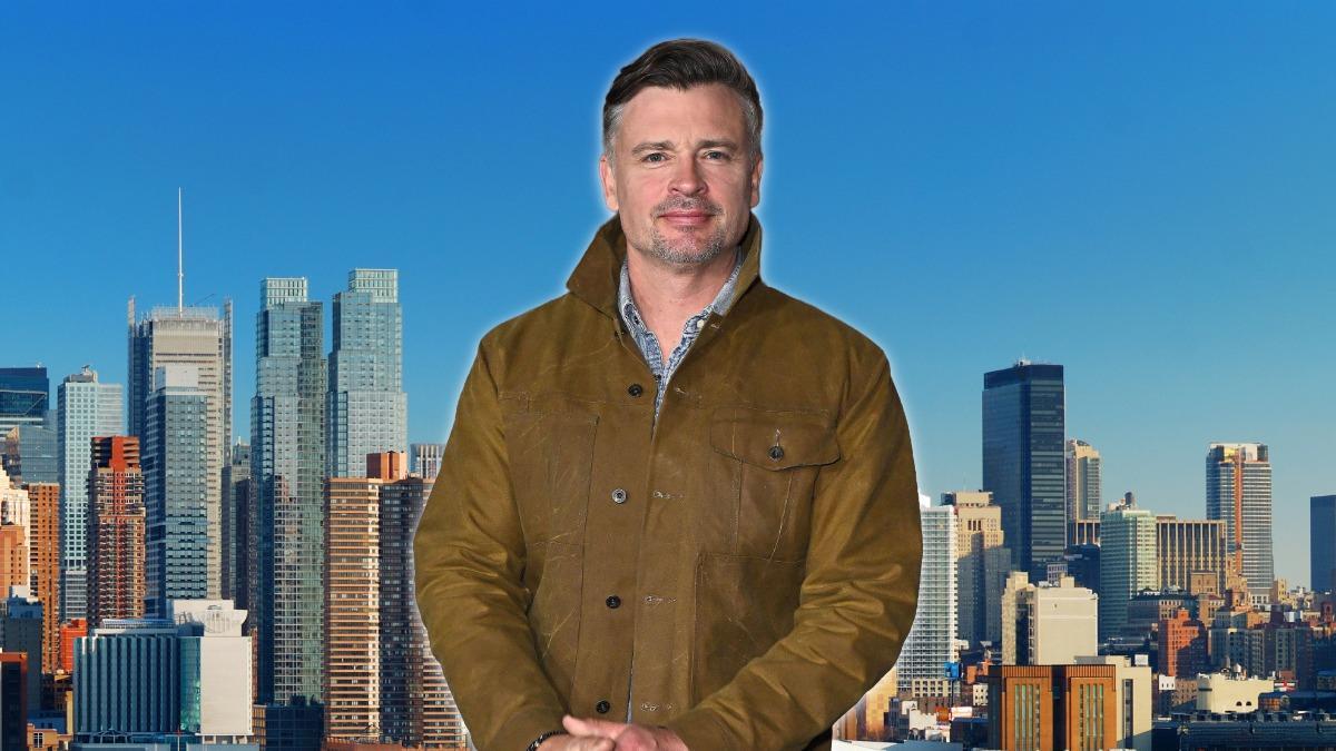 La ventana lo delató! Tom Welling de ‘Smallville’, aparece desnudo por ...