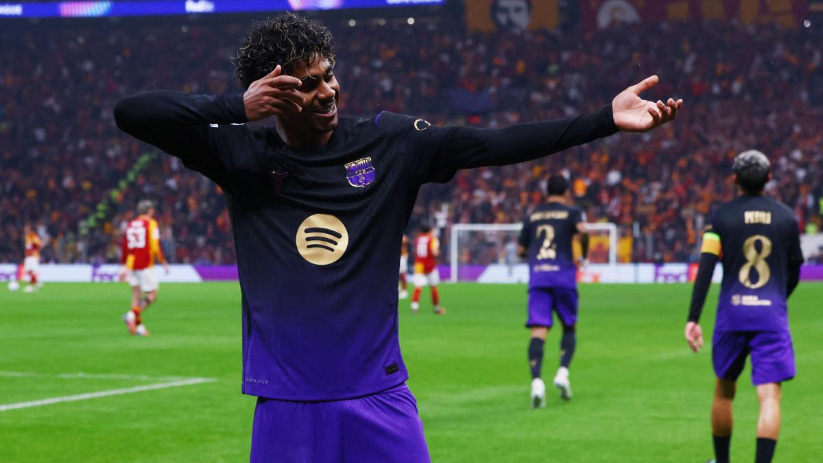 Lamine es crack dentro y fuera de la cancha