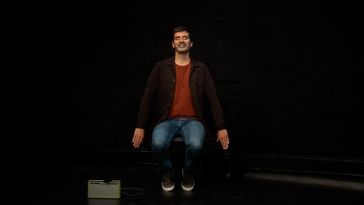 Lleva Thomas Quillardet al teatro la soledad y el mundo de las adicciones