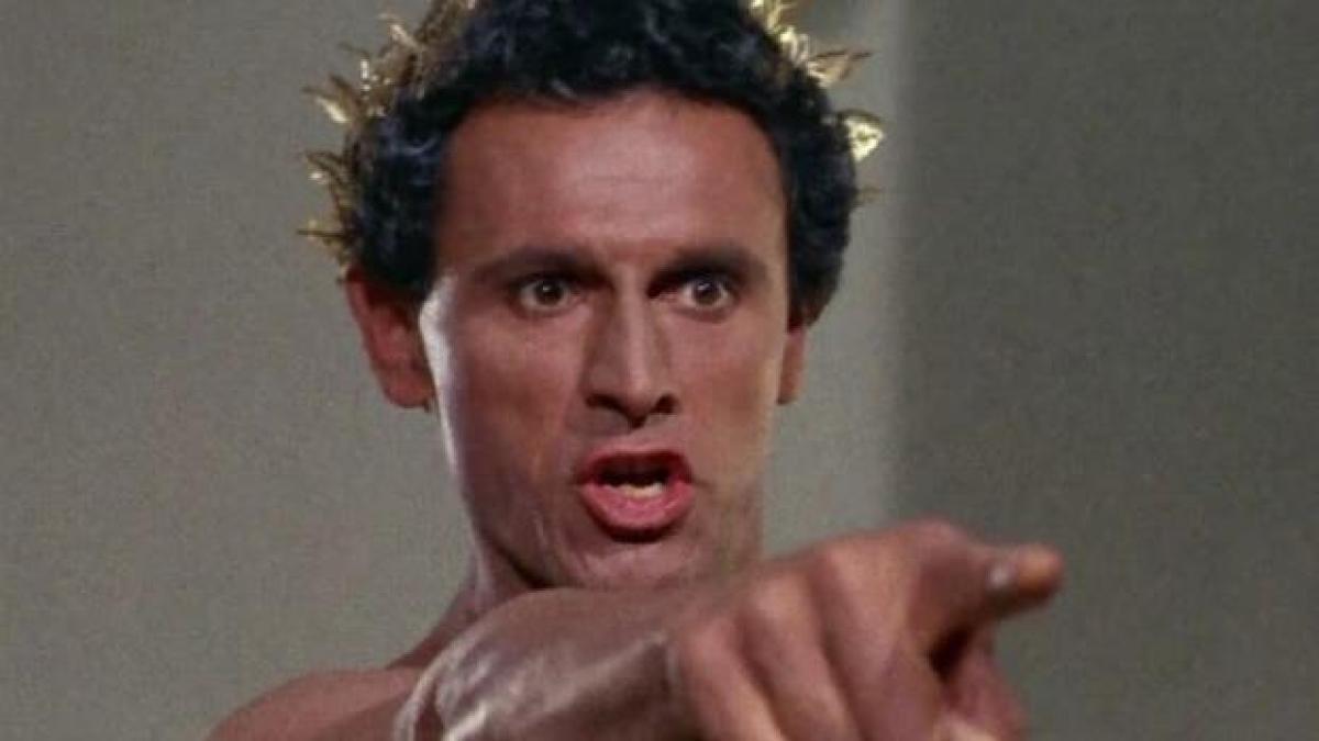 Muere Michael Forest, actor que interpretó al dios Apolo en 'Star Trek'