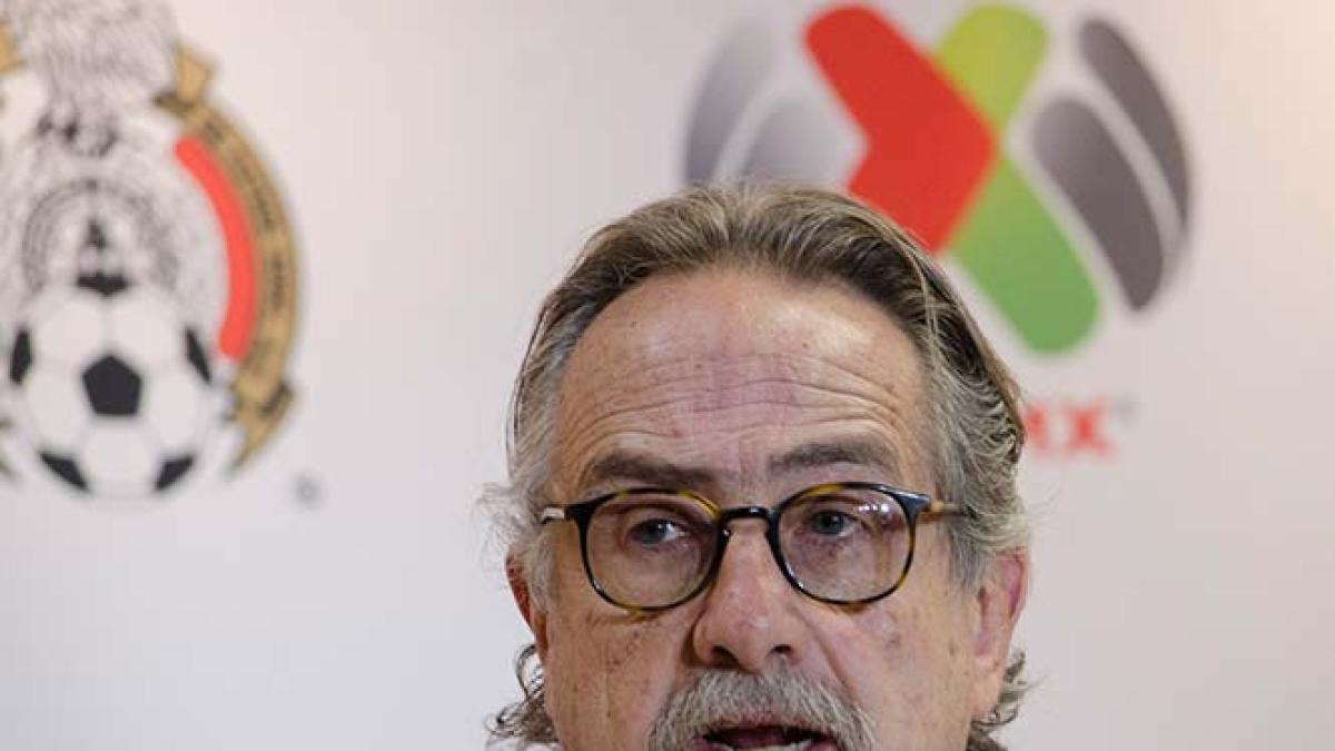<![CDATA[Federación Mexicana de Futbol honra a Decio de María y revive el camino al Mundial 2026]]>