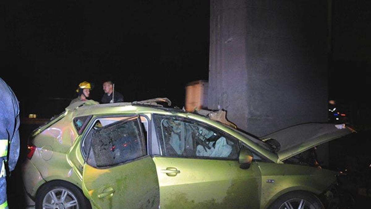 Choque en Periférico Norte deja dos personas muertas