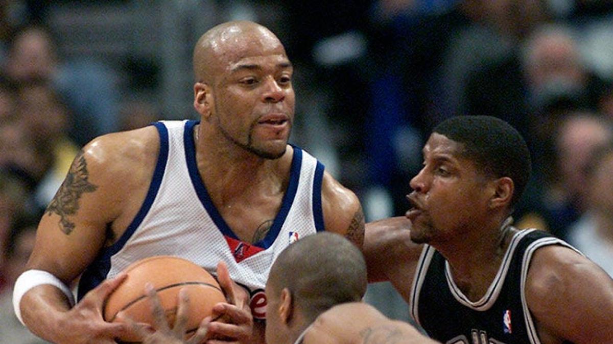 Fallece Sean Rooks, asistente de 76ers
