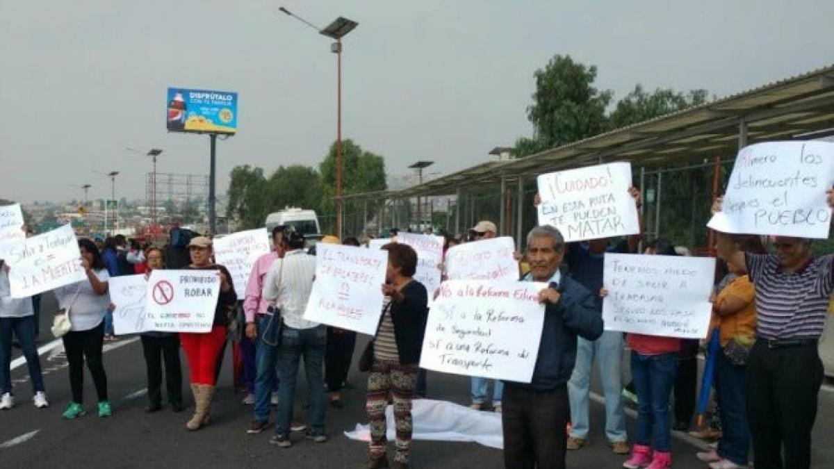 Protestan por oleada de asaltos en la México-Pachuca