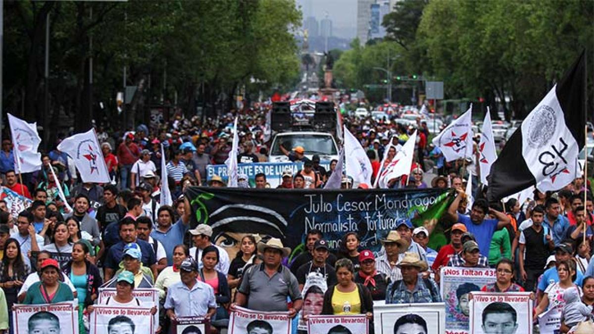 Minuto a Minuto: Marcha por 2 años del caso Ayotzinapa