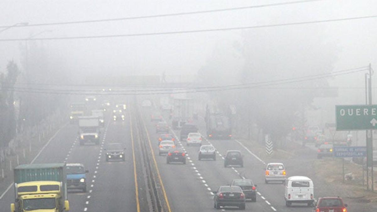 Bancos de niebla afectan visibilidad en accesos a la CDMX