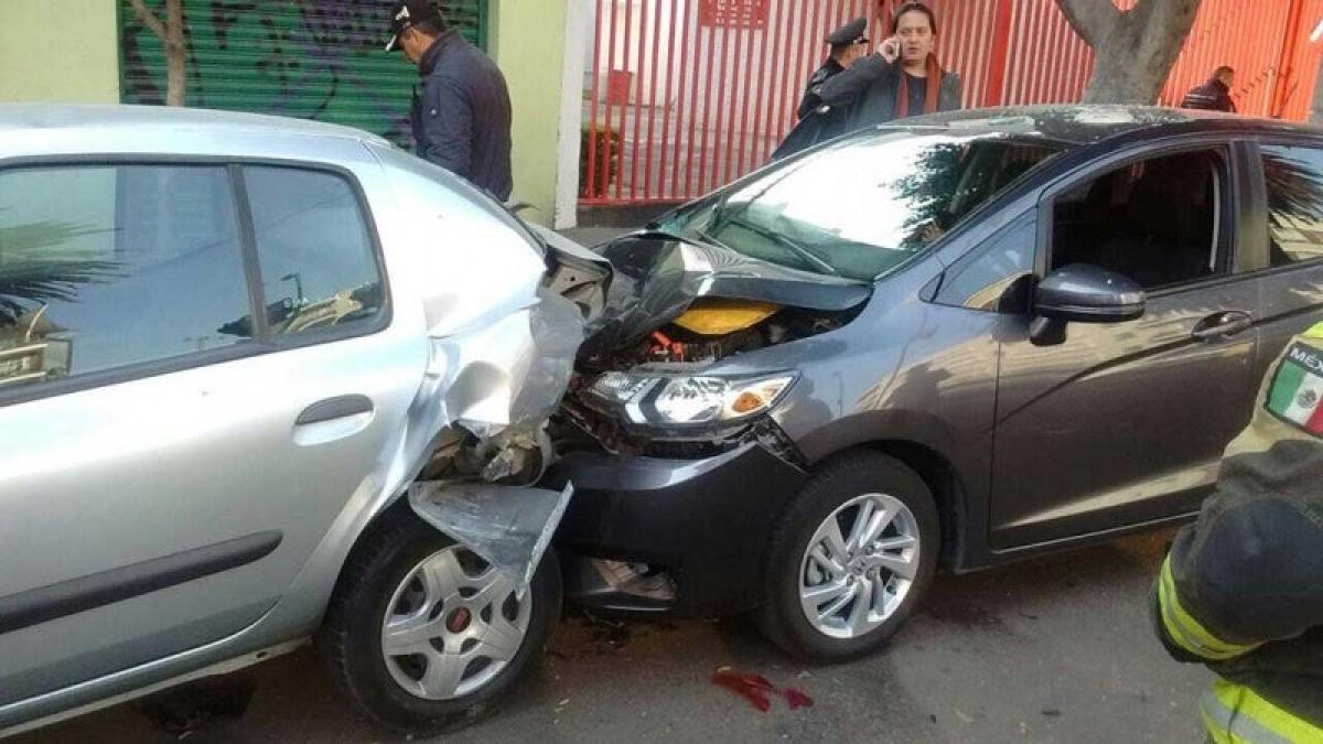 Choque en la Del Valle deja 3 lesionados