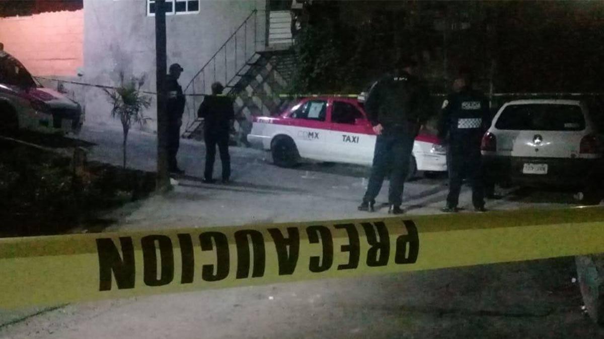 Rafaguean a pareja a bordo de taxi en Iztapalapa