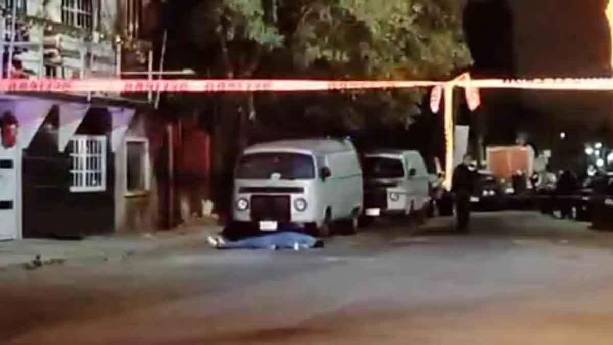 Ataque directo termina con la vida de una mujer en calles de Ecatepec