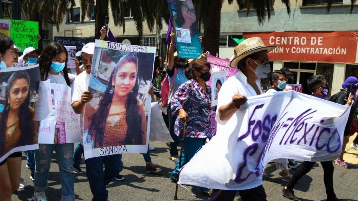 En CDMX marchan mil 500 contra feminicidios y desapariciones