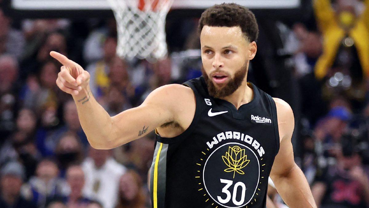 Stephen Curry luce en victoria de Warriors sobre Minnesota