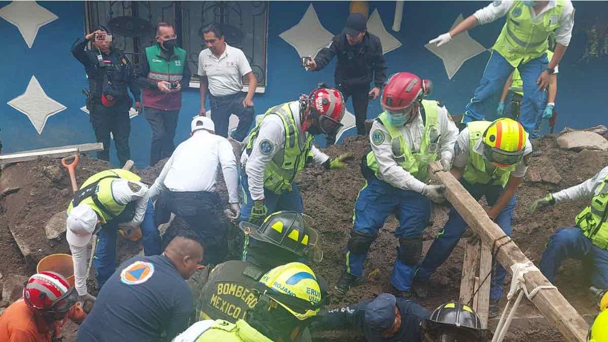 Reportan un trabajador muerto por deslizamiento de tierra en la Álvaro ...