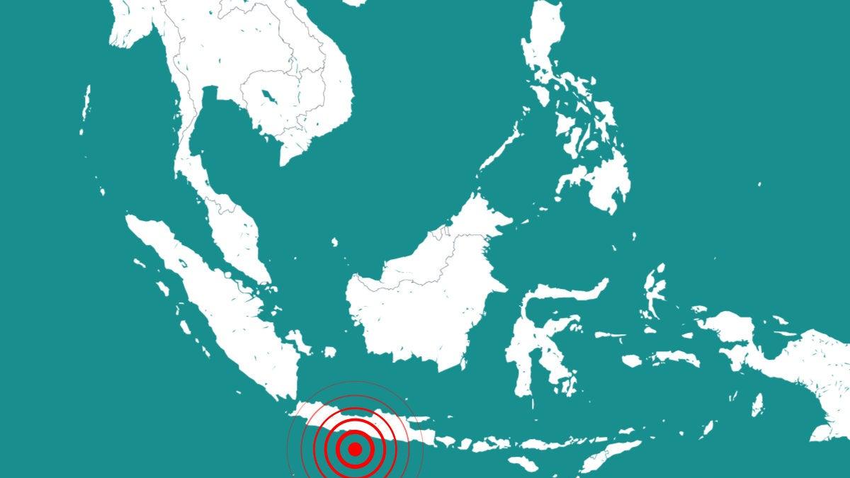 Sismo de magnitud 6.4 sacude isla de Java, en Indonesia; descartan tsunami