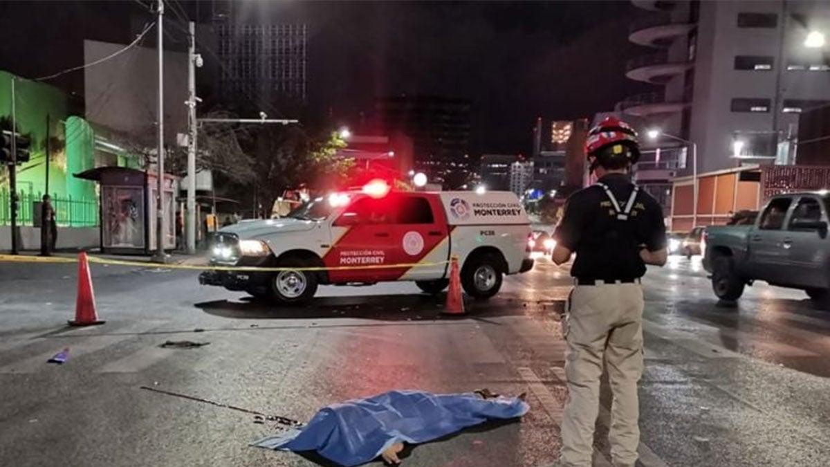 Atropellan a pareja de abuelitos al cruzar la calle en el centro de ...