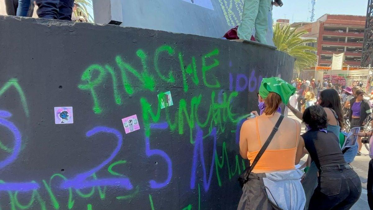 25N 2023: Marchan y hacen pintas en CDMX en contra de la violencia a ...
