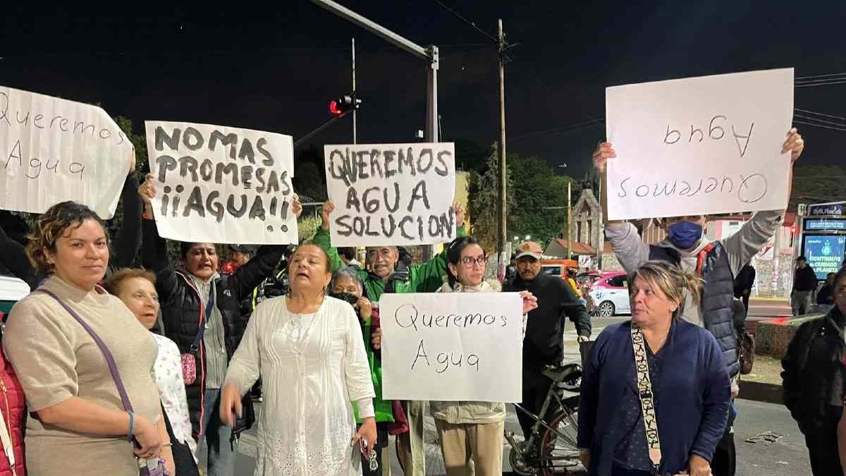 Vecinos protestan por falta de agua en Unidad Habitacional El Rosario ...