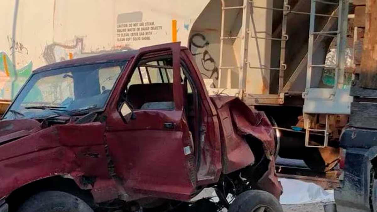 Muere hombre tras intentar ganarle el paso al tren en Tamaulipas