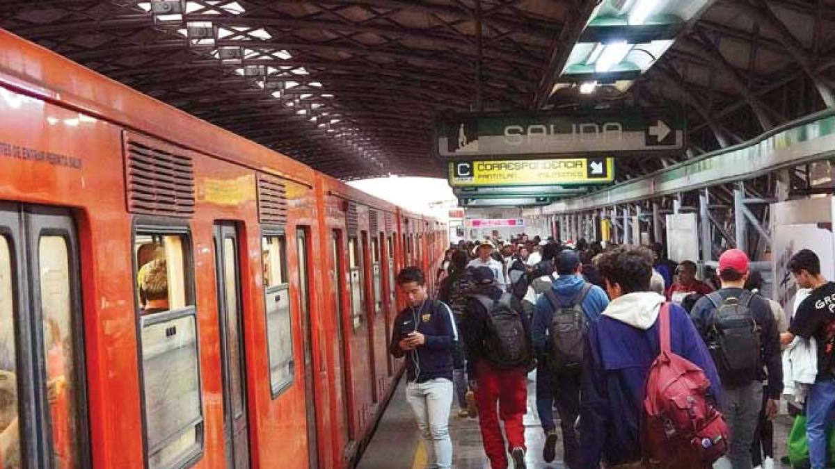 <![CDATA[Nueva falla en Línea B del Metro CDMX ¡Usuarios se quedan varados!]]>