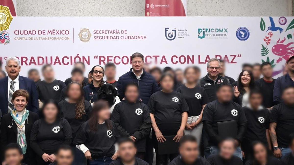 Graduados de Reconecta con la Paz CDMX reciben nuevas oportunidades