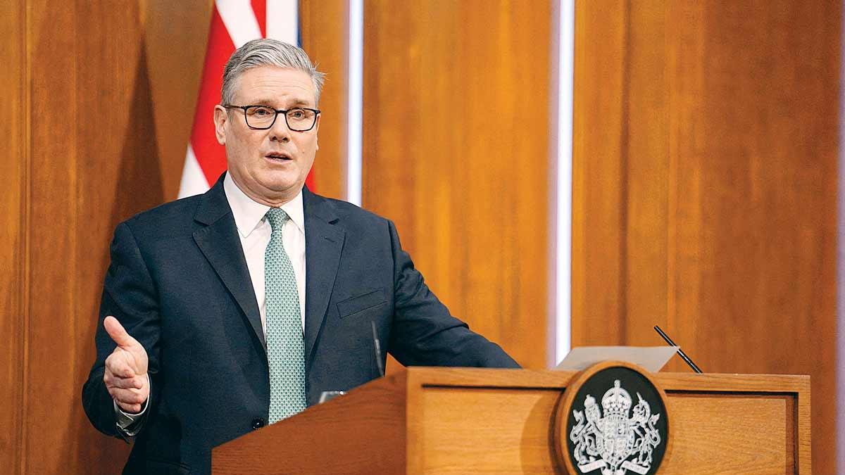 <![CDATA[Aumenta presión sobre Starmer para que renuncie como primer ministro del Reino Unido]]>